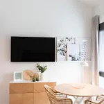 דירה Moderne Neue Zum Wohlfuehlen Im Boardinghouse Bed & Butter *